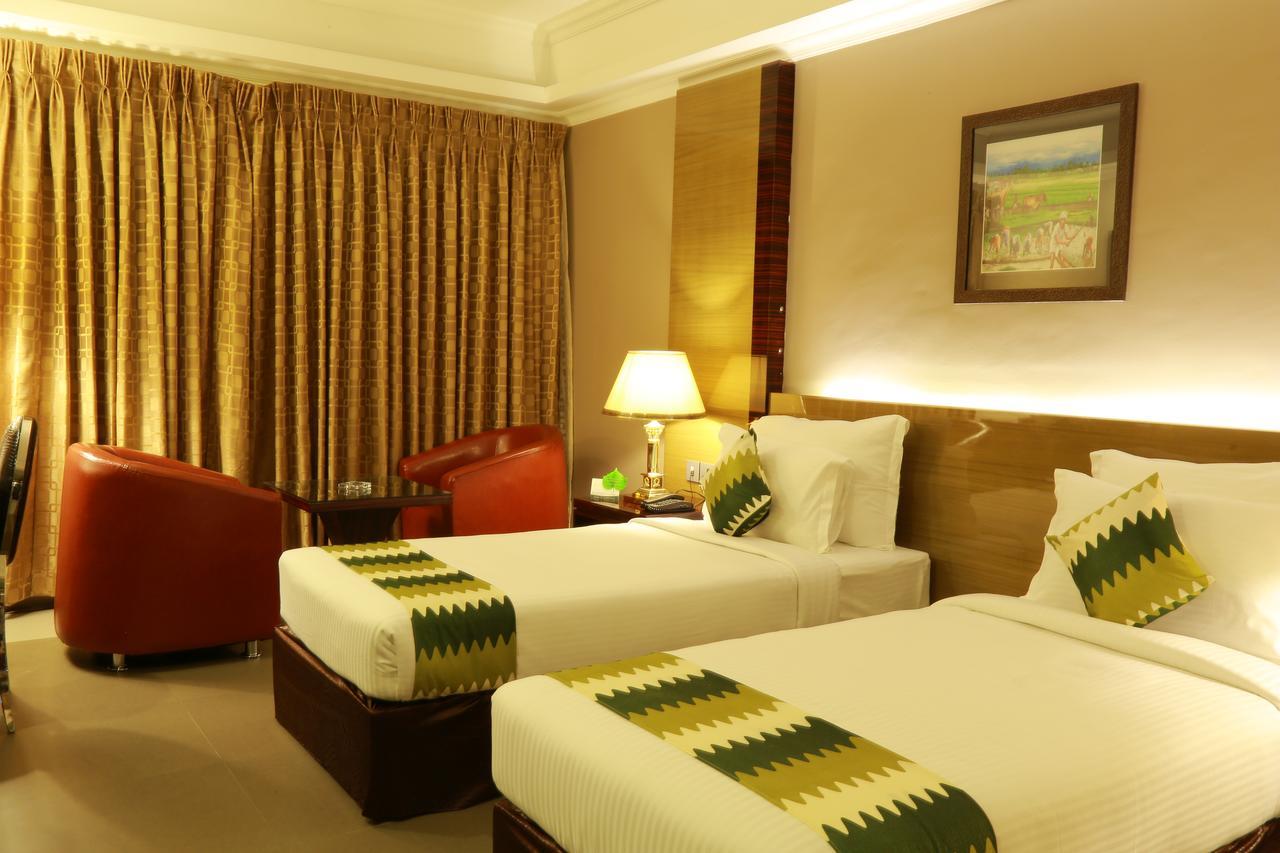 Hotel Bonanza Alappuzha Exterior photo
