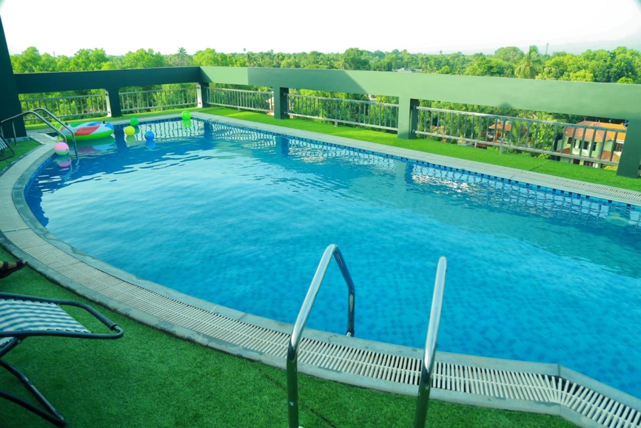 Hotel Bonanza Alappuzha Exterior photo